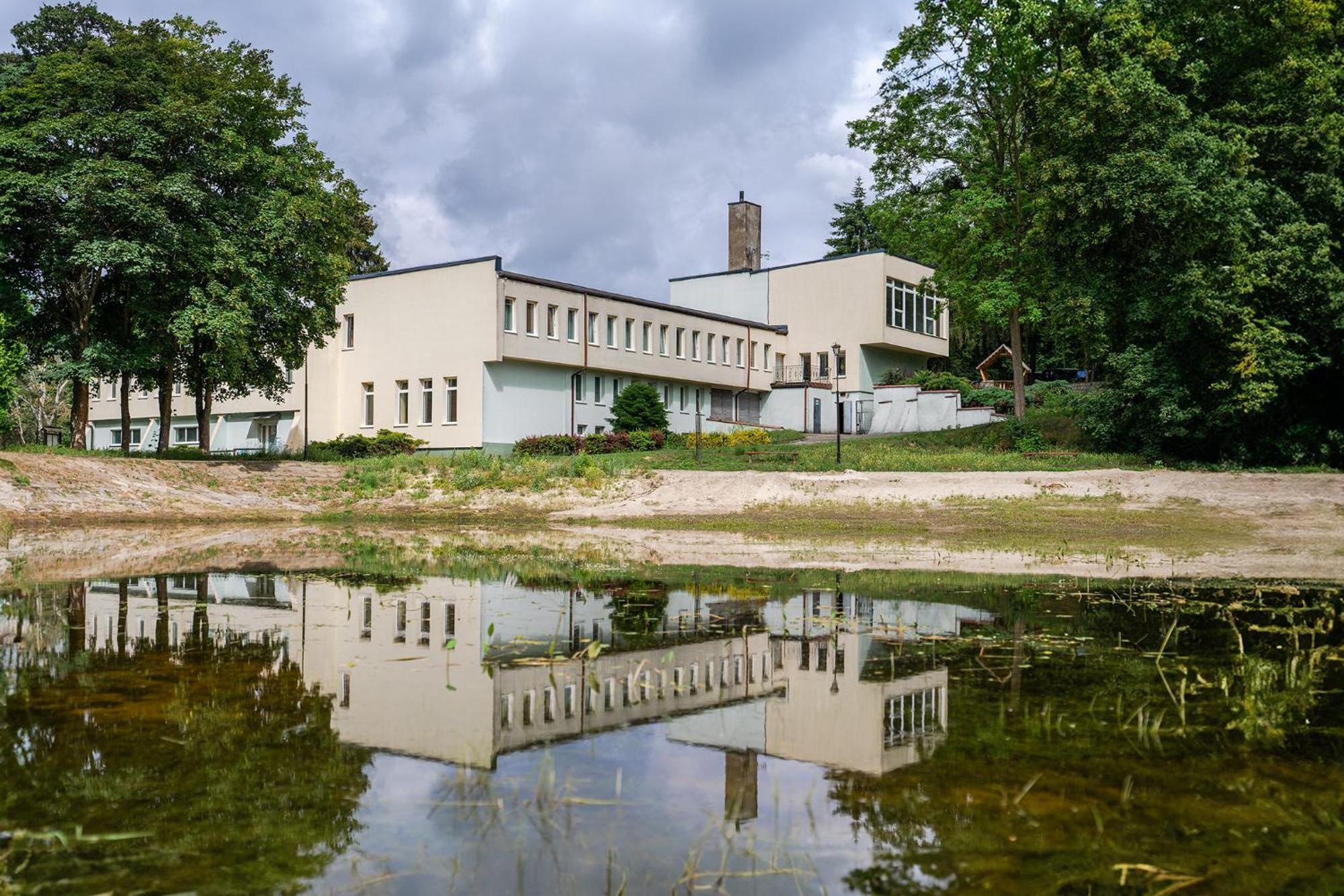 Osrodek Wypoczynkowy Lesne Ustronie Hostel Witnica Kültér fotó